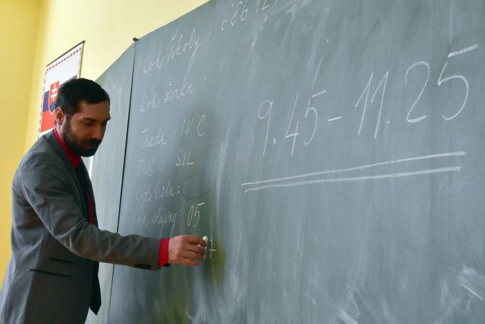 Ilustračný obrázok k článku RANNÁ ŠTVORKA: Deň učiteľov má byť slnečný, teploty do 22 stupňov