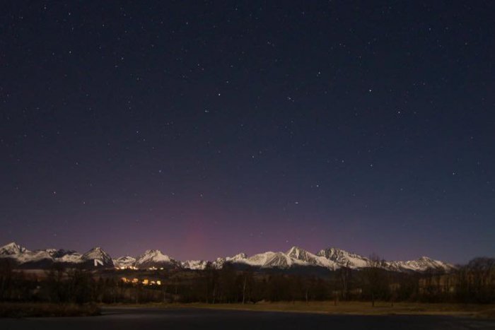 Ilustračný obrázok k článku Na Slovensku budeme môcť pozorovať polárnu žiaru