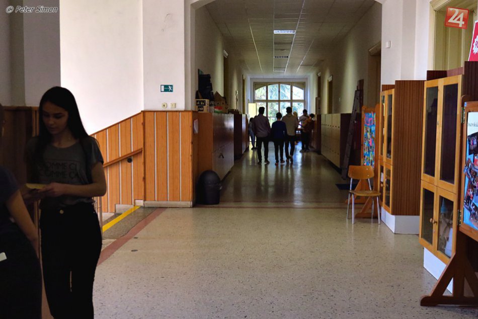 Ilustračný obrázok k článku Maturity v našom meste na spadnutie: Ako sa pripravujú študenti z Rožňavy?