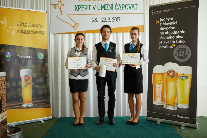 Ilustračný obrázok k článku Celonárodná súťaž v čapovaní piva: Víťazom je študent z Nových Zámkov, FOTO