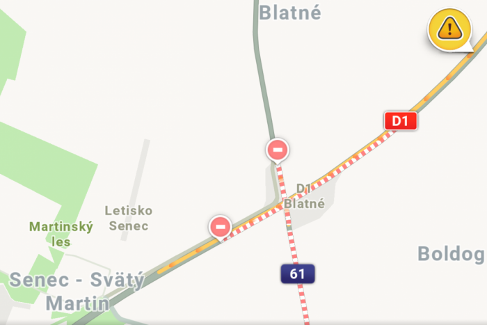 Ilustračný obrázok k článku Pri križovatke Blatné sa tvoria polhodinové kolóny