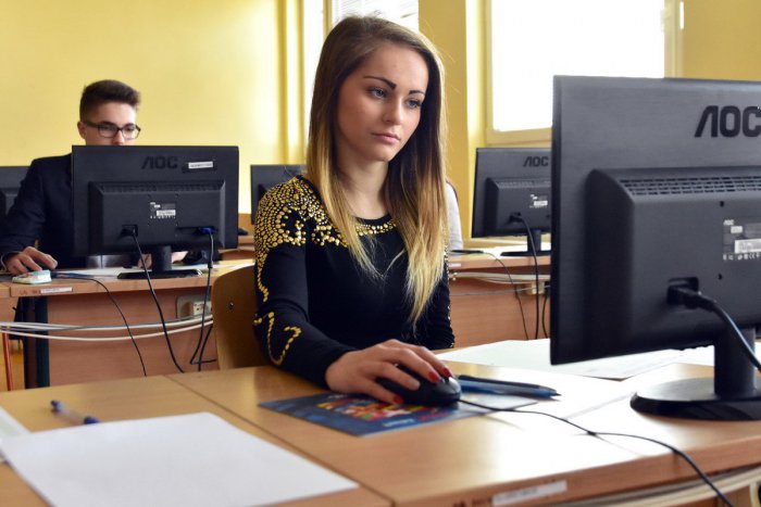 Ilustračný obrázok k článku Firmy majú najväčší záujem o informatikov: Výhodou je znalosť cudzích jazykov