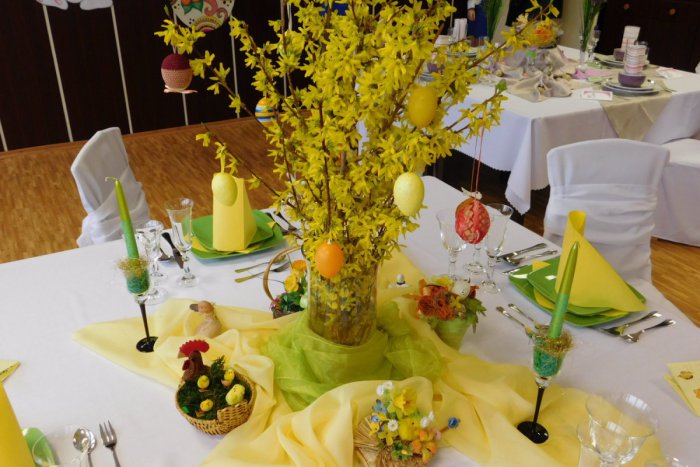 Ilustračný obrázok k článku Študenti zo Spišskej to veru s prestieraním vedia: Na tie stoly sa nedá vynadívať!