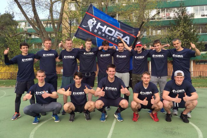 Ilustračný obrázok k článku Dúbravskí HOBÁci na Beh Devín Bratislava