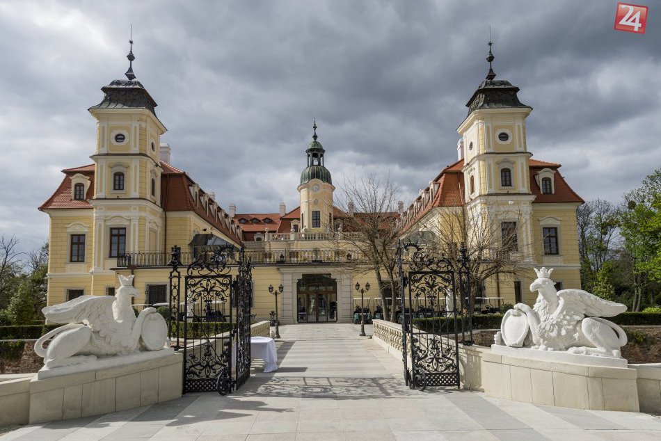 Ilustračný obrázok k článku Tip na výlet: Po takmer trojročnej rekonštrukcii otvorili kaštieľ v Bernolákove