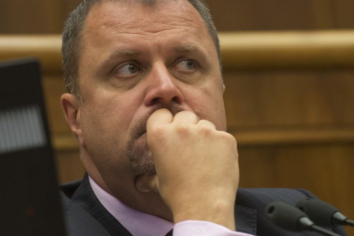 Ilustračný obrázok k článku Polícia prenasledovala auto, v ktorom sedel podpredseda parlamentu A. Hrnčiar