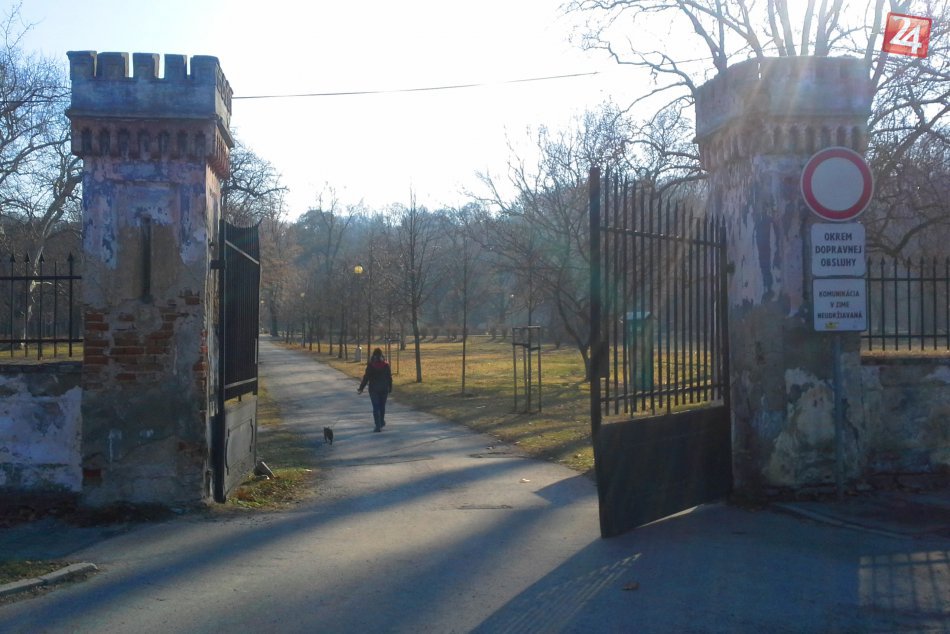 Ilustračný obrázok k článku Ľudia rozhodli: Brána do Zámockej záhrady v Hlohovci dostane novú tvár