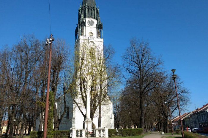 Ilustračný obrázok k článku Mimoriadne výstupy na kostolnú vežu: Vychutnajte si Spišskú z vtáčej perspektívy