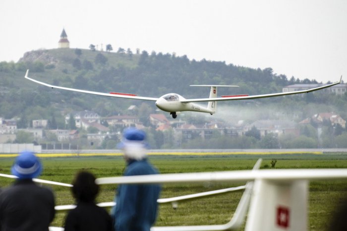 Ilustračný obrázok k článku Vetrone sa opäť vynesú k oblohe: Blíži sa štart plachtárskej súťaže v Nitre
