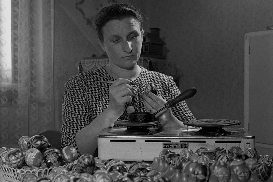 Ilustračný obrázok k článku RETRO FOTO: Takto sa gazdinky pripravovali na šibačku v 60-tych rokoch