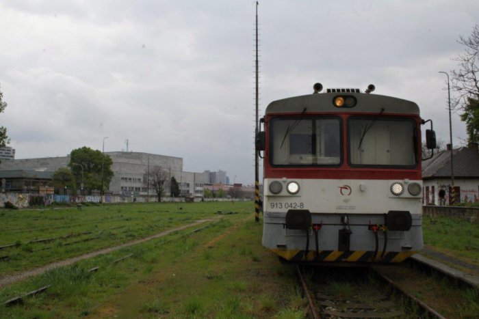 Ilustračný obrázok k článku Vlaky môžu výrazne pomôcť. Senec a Petržalku by mohol v budúcnosti spájať vlak