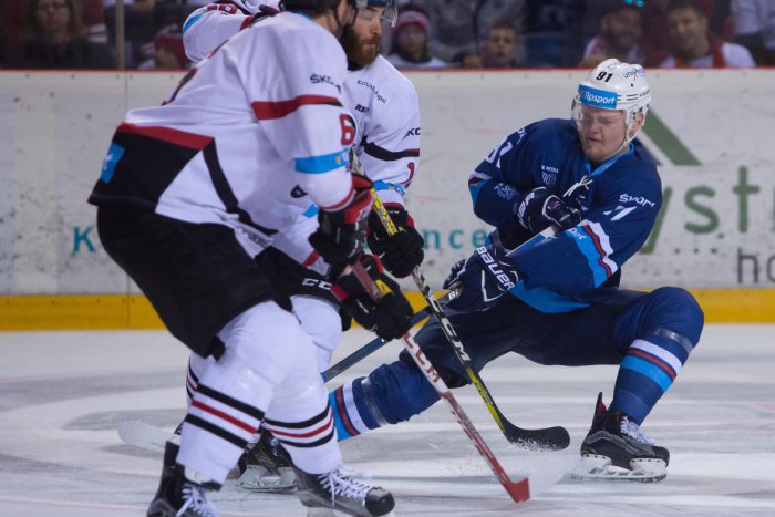 Ilustračný obrázok k článku Nitra vybojovala víťazstvo na ľade Banskej Bystrice: Dorovnala stav série