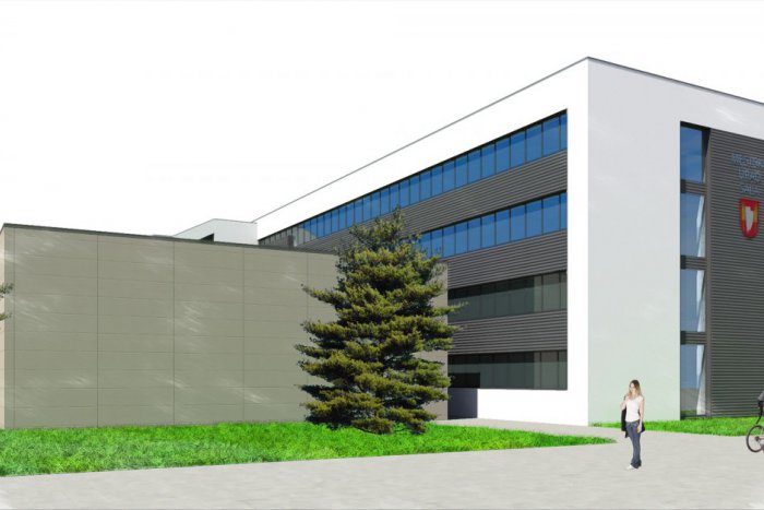 Ilustračný obrázok k článku Práce na zateplení mestského úradu pokračujú: Mesto potrebuje certifikát