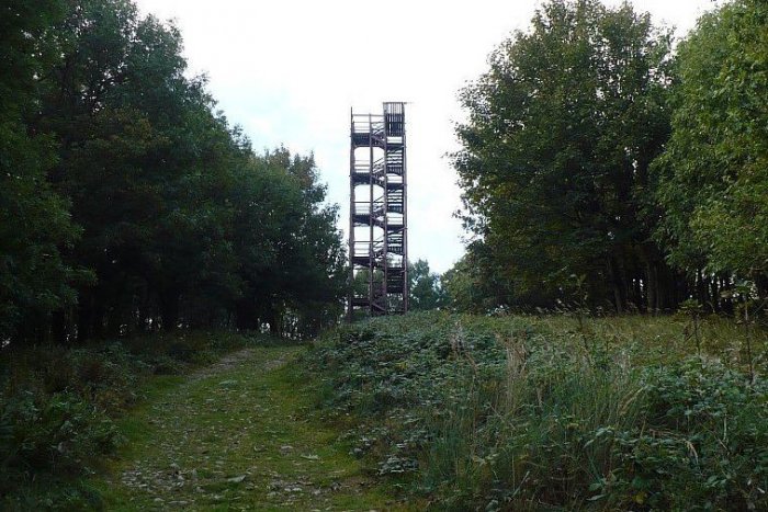 Ilustračný obrázok k článku Na Veľkej Homoli vyrastie nová rozhľadňa. Na jej výstavbu môže prispieť každý