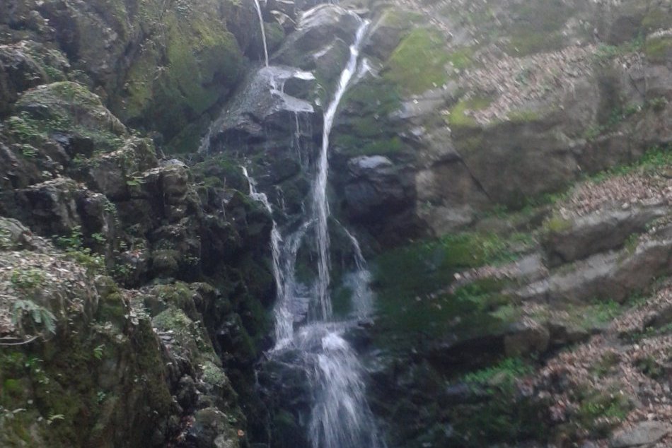 Ilustračný obrázok k článku KURIOZITA DŇA: Neďaleko Zvolena nájdete krásny vodopád