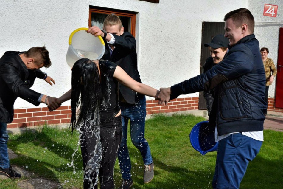 Ilustračný obrázok k článku Veľkonočné sviatky na Gemeri:  V minulosti sa šibačky u nás nekonali!