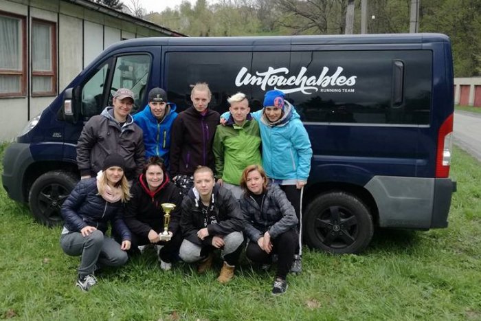 Ilustračný obrázok k článku Hokejbalová sezóna Zvolenčaniek odštartovala úspešne. Stali sa vicemajsterkami