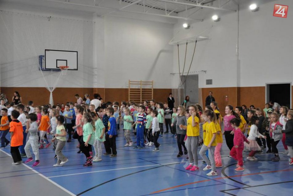 Ilustračný obrázok k článku Škôlkári v Hlohovci súťažili: Jubilejná olympiáda materských škôl, FOTO