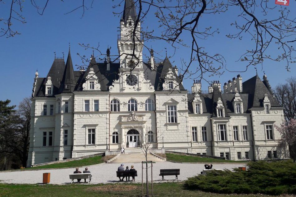 Ilustračný obrázok k článku Dedinka pri Trnave skrýva lákadlá: Kaštieľ na francúzsky spôsob, les aj dom spisovateľa