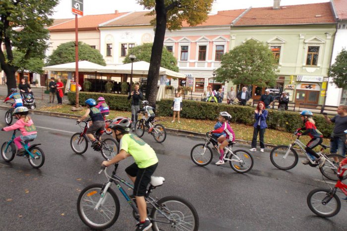 Ilustračný obrázok k článku Spišská dejiskom pokusu o slovenský rekord: Ujsť si ho nenechá ani prezident Kiska