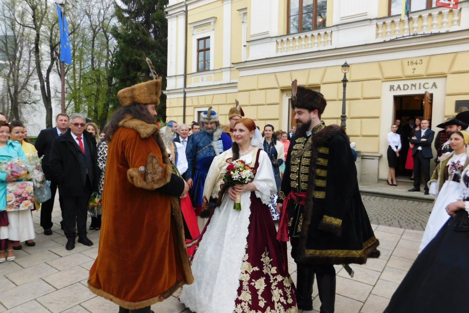 Ilustračný obrázok k článku FOTO a VIDEO: Sobáš v Spišskej, aký sa len tak nevidí. Prekvapil aj primátor
