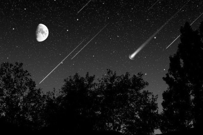 Ilustračný obrázok k článku Nočná obloha ponúkne nebeské divadlo. Pozorujte roj meteoritov