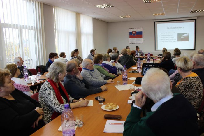 Ilustračný obrázok k článku Dúbravskí seniori budú debatovať s reumatológmi