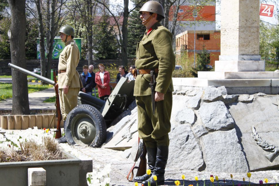 Ilustračný obrázok k článku Bolo to dávno, ale nezabudnime: Oslavujeme víťazstvo nad fašizmom