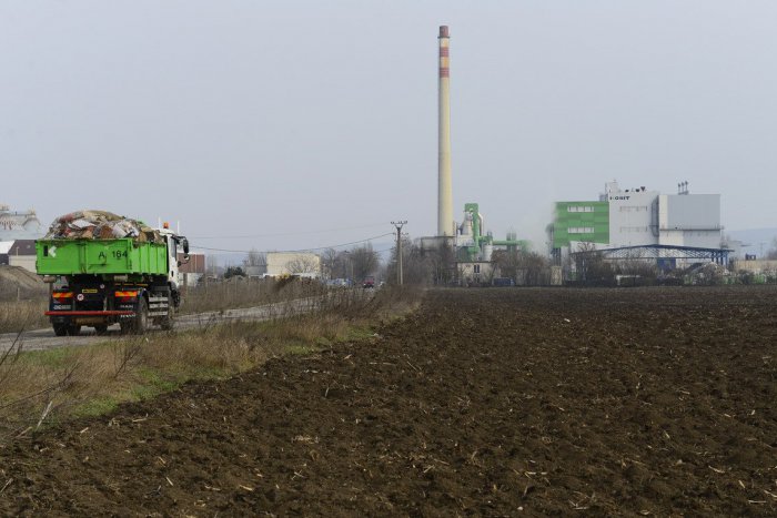 Ilustračný obrázok k článku Neďaleko Nitry chcú postaviť spaľovňu zvierat: Obyvatelia sa bránia petíciou