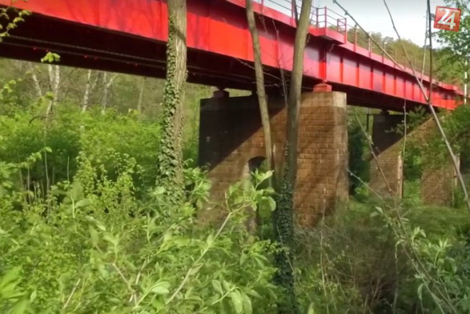 Ilustračný obrázok k článku Ako ste hlasovali? Väčšina z vás súhlasí s vybudovaním parkoviska pod Červeným mostom