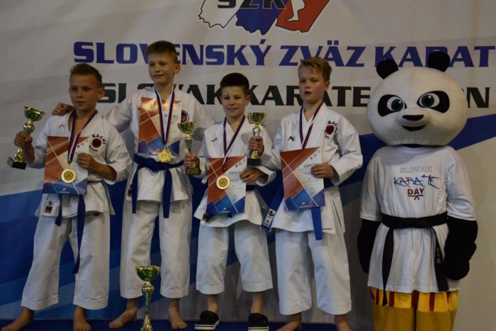 Ilustračný obrázok k článku Žiar má čerstvých majstrov Slovenska: Šimon, Urban a Radka zo seba dali všetko, FOTO