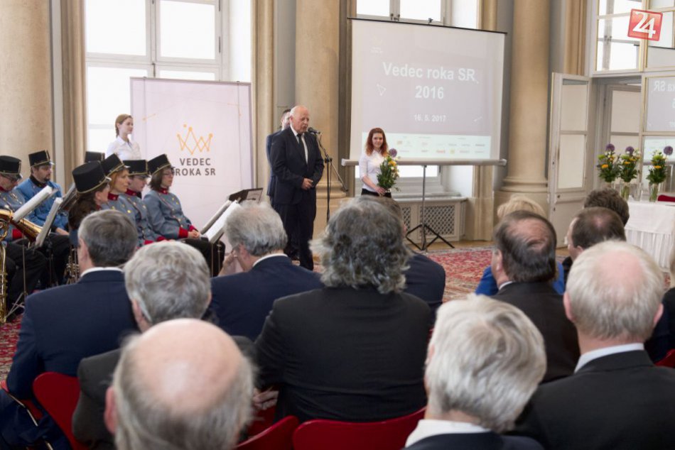 Ilustračný obrázok k článku Slovensko spoznalo Vedcov roka: Zaslúžili sa o významné objavy a spopularizovali vedu