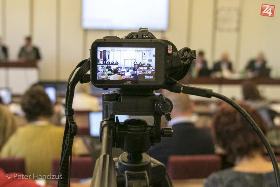 Ilustračný obrázok k článku VIDEO: Popradskí mestskí poslanci sa po 2. krát stretli neplánovane