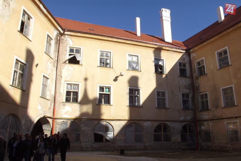 Ilustračný obrázok k článku Rekonštrukcia zámku v Hlohovci má pokračovať: Primátor prehovoril o ďalších plánoch