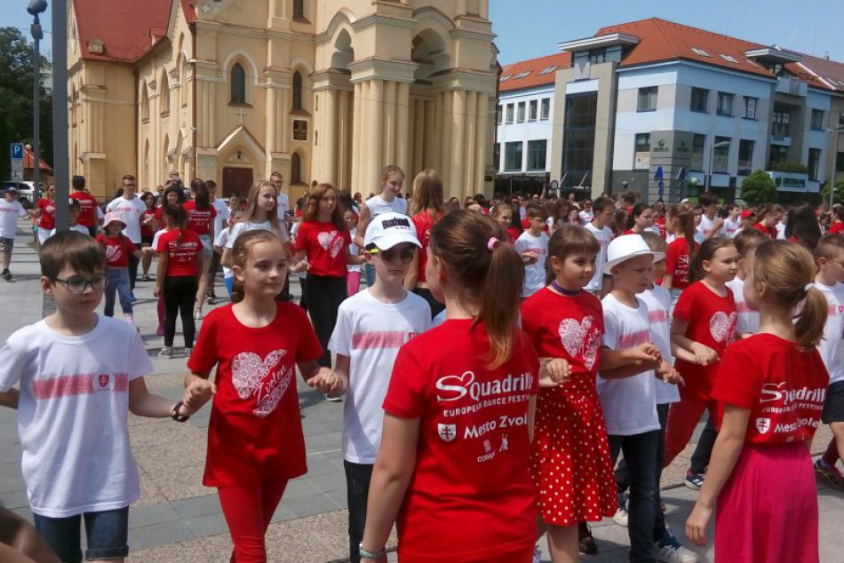 Ilustračný obrázok k článku Štvorylka, zvolenský tatér aj nový úsek R2. 5 tém, ktoré rezonovali vo Zvolene