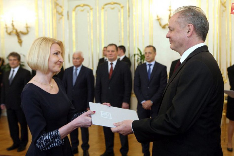 Ilustračný obrázok k článku Prezident Kiska vymenoval 30 nových profesorov: Toto je ich kompletný zoznam