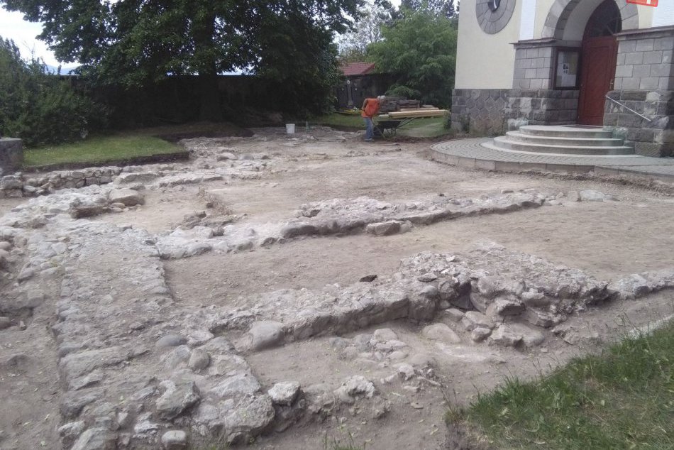 Ilustračný obrázok k článku FOTO: Mince, keramika, a to nie je všetko. Pri Bystrici sa podaril unikátny objav