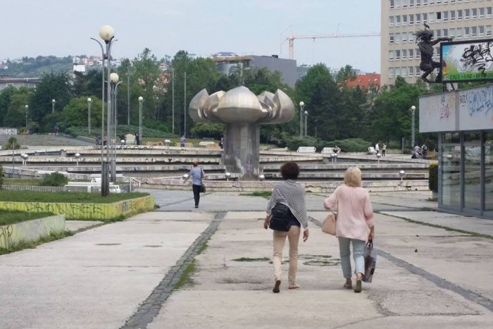 Ilustračný obrázok k článku Ožije Námestie slobody aj veľkolepá fontána Družba? Mesto sa chystá priestor obnoviť