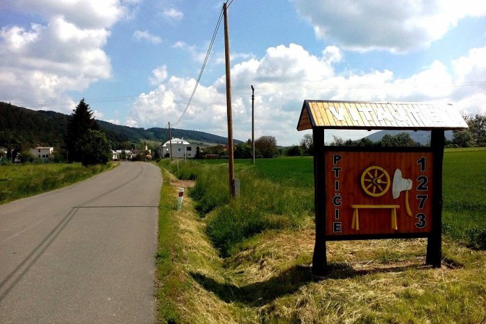 Ilustračný obrázok k článku FOTO: Písal sa rok 1950, keď... V dedine pri Humennom objavili počas orby poklad