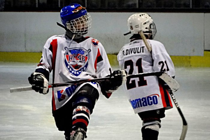 Ilustračný obrázok k článku Patrik Sokoli so synom spoznali hokejovú abecedu