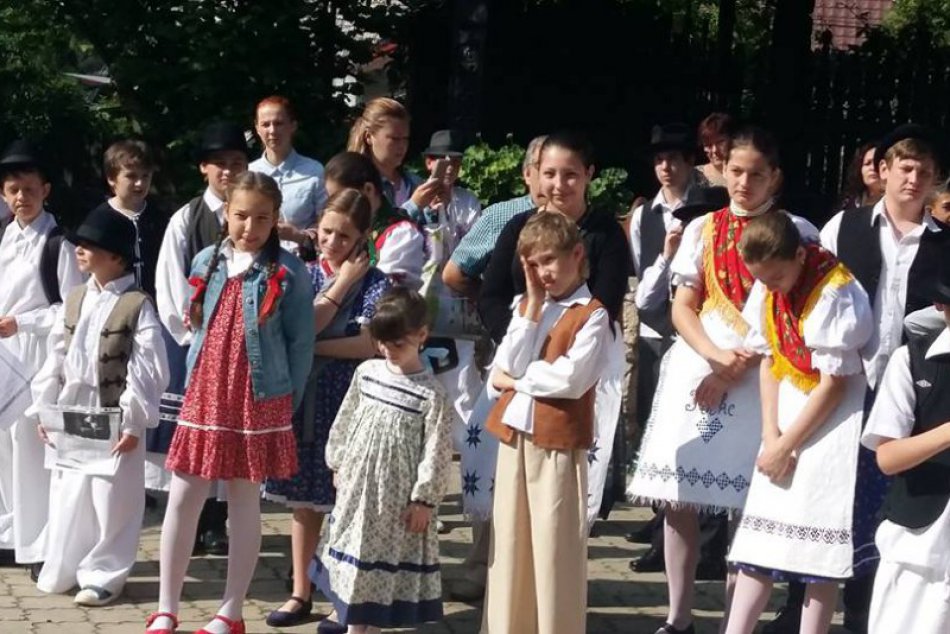 Ilustračný obrázok k článku Akcia pri Rožňave, ktorá spojila generácie: Talent ukázali škôlkari aj seniori, FOTO