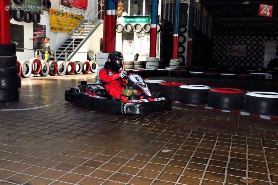 Ilustračný obrázok k článku Majstrovstvá SR v halovom kartingu: Komu sa v Plešivci darilo najlepšie? FOTO, VIDEO