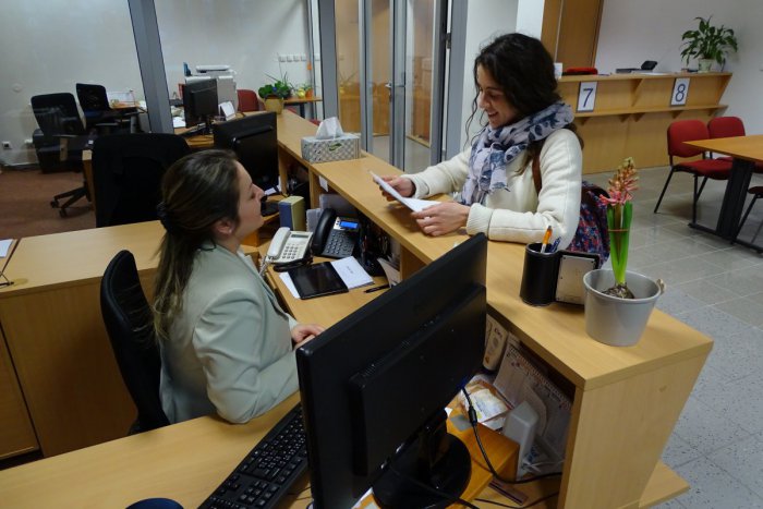 Ilustračný obrázok k článku Centrum služieb občanom v Karlovej Vsi využilo takmer 9 000 klientov