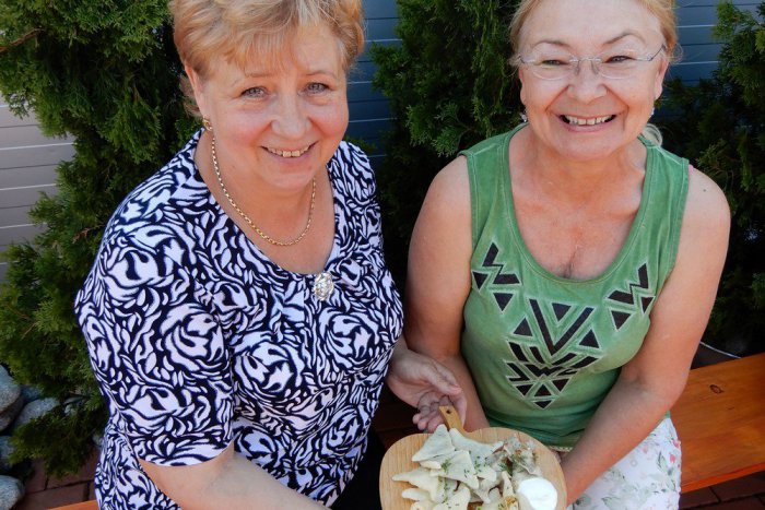 Ilustračný obrázok k článku Príbeh sestier z Uliča: Na odchod nepomysleli, rozvinuli vlastný biznis s pirohmi!