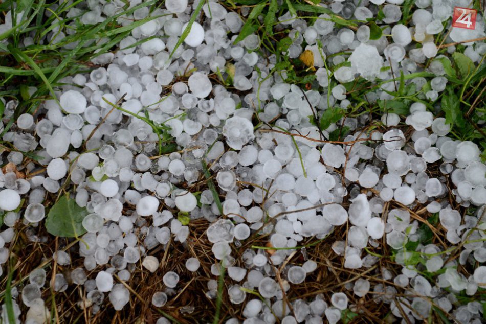 Ilustračný obrázok k článku V okrese Spišská Nová Ves sa očakáva výskyt búrok s krúpami!