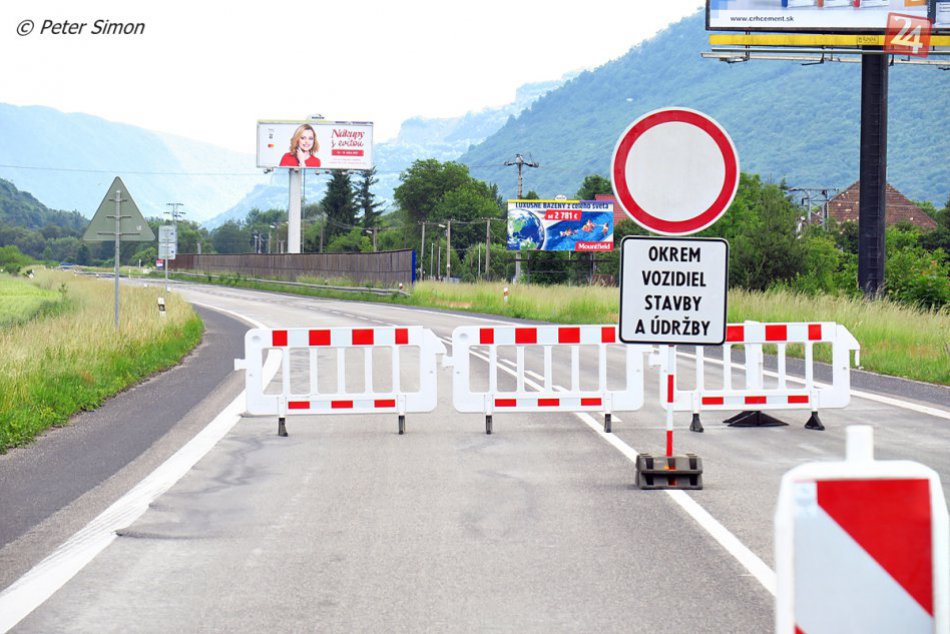 Ilustračný obrázok k článku Úplná uzávierky cesty pri Brzotíne, v obci po rokoch nový asfalt! FOTO