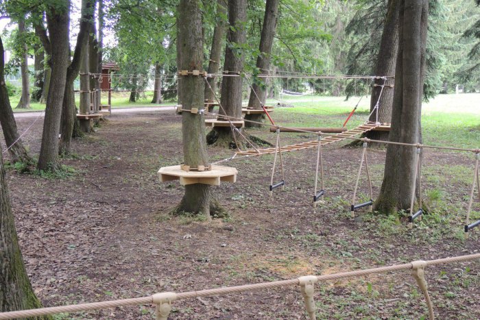 Ilustračný obrázok k článku Mesto vynovuje detské ihriská: Novinky pribudnú aj v žiarskom parku