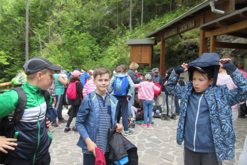Ilustračný obrázok k článku FOTO: Revúcki školáci okúsili čaro Tatier. Zažili školu priamo v prírode