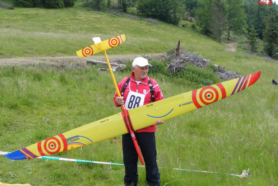 Ilustračný obrázok k článku Dobšinský kopec ponúkol kvalitné podmienky na lietanie: Sledujte tie stroje, FOTO