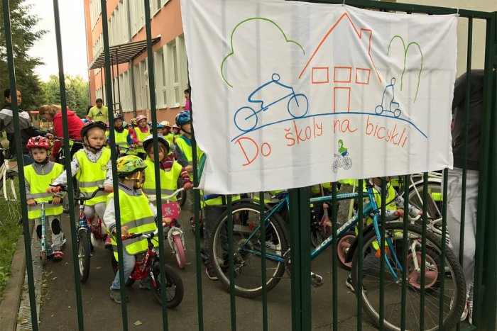 Ilustračný obrázok k článku Do školy na bicykli